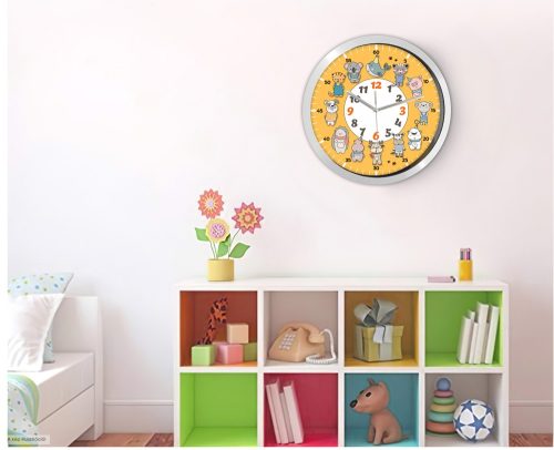 Falióra állatos képpel