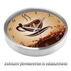 Kávés falióra gőzölgő kávéscsésze grafikával és dinamikus folyékony kávécsobbanással