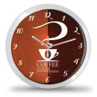 Kávés falióra gőzölgő kávéscsésze sziluettel és Coffee House felirattal barna háttérben
