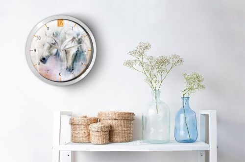 Lovas falióra – fekete-fehér