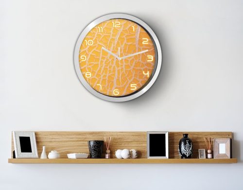 Színes modern falióra – skandináv