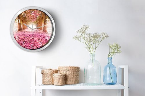 Falióra Virágos, platánfás