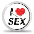 i-love-sex-faliora-piros-szivvel-es-fekete-ecsetvonasos-felirattal