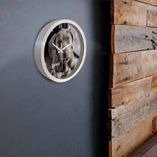 Kutyás falióra – illusztrált