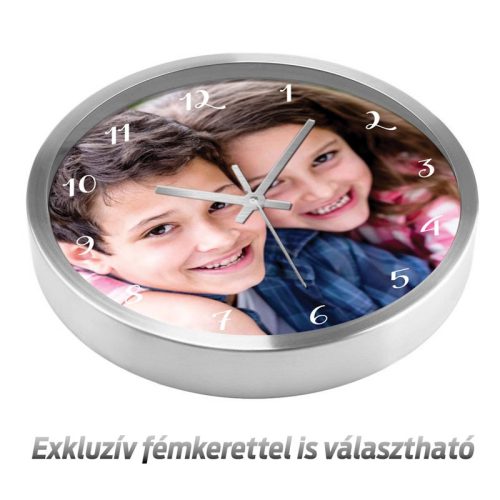 Fényképes falióra elegáns számokkal